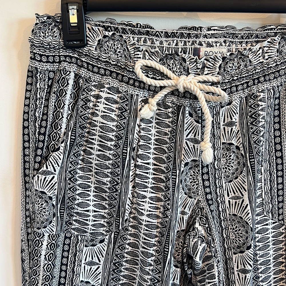 Roxy Draw String Linen Pants - image 2